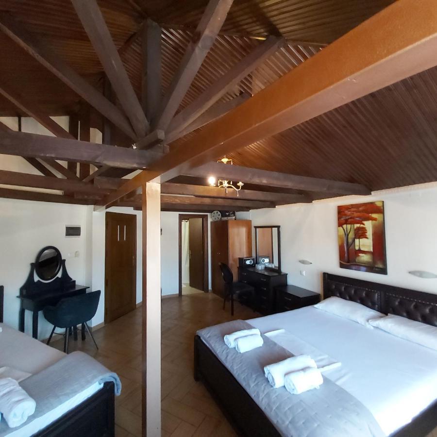 Aeolic Star Hotel กาลัมปากา ภายนอก รูปภาพ